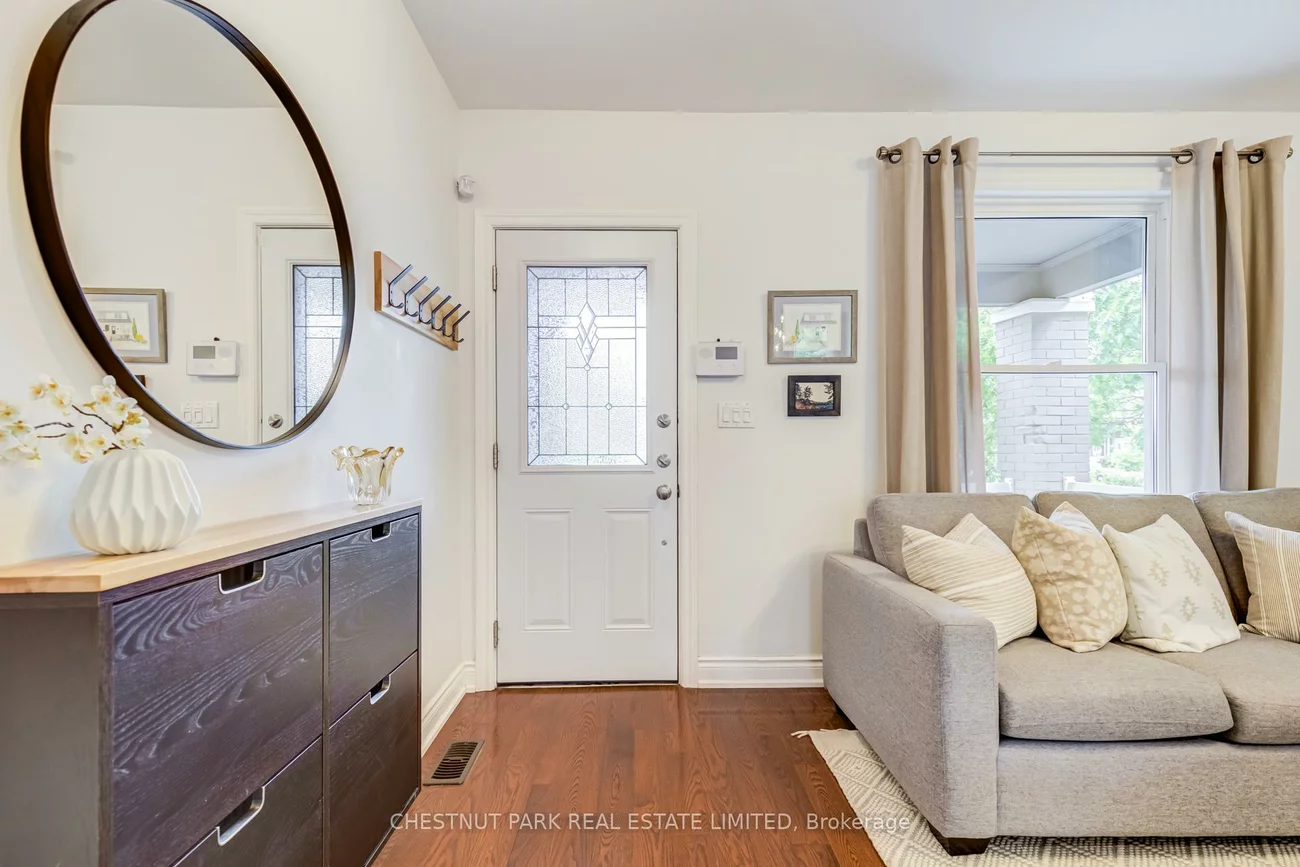 89, Frater, Danforth Village-East York, Toronto