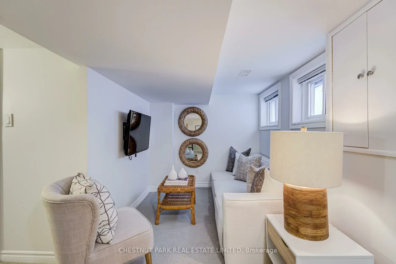 89, Frater, Danforth Village-East York, Toronto