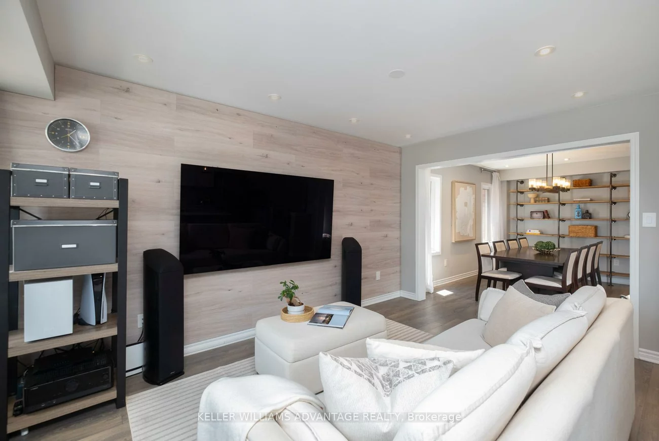 98, Howe, Clairlea-Birchmount, Toronto