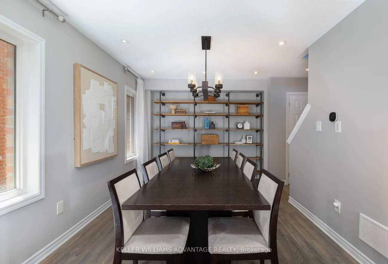 98, Howe, Clairlea-Birchmount, Toronto