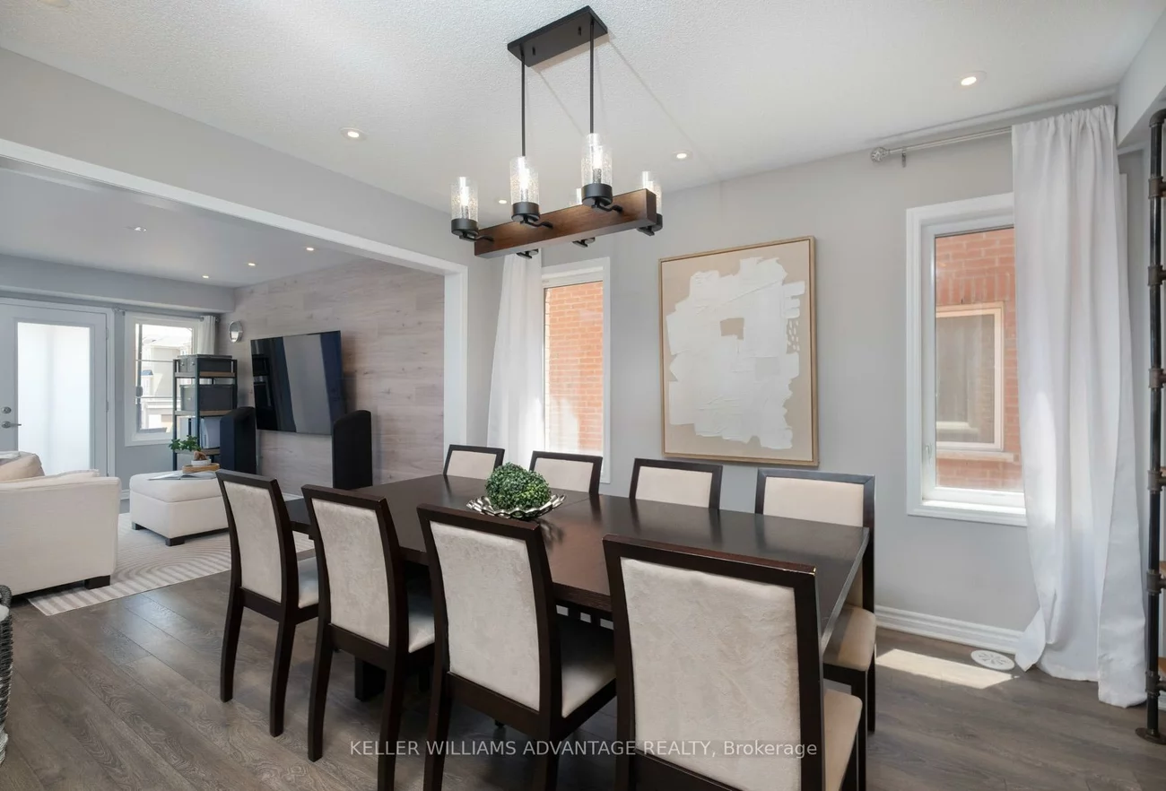 98, Howe, Clairlea-Birchmount, Toronto