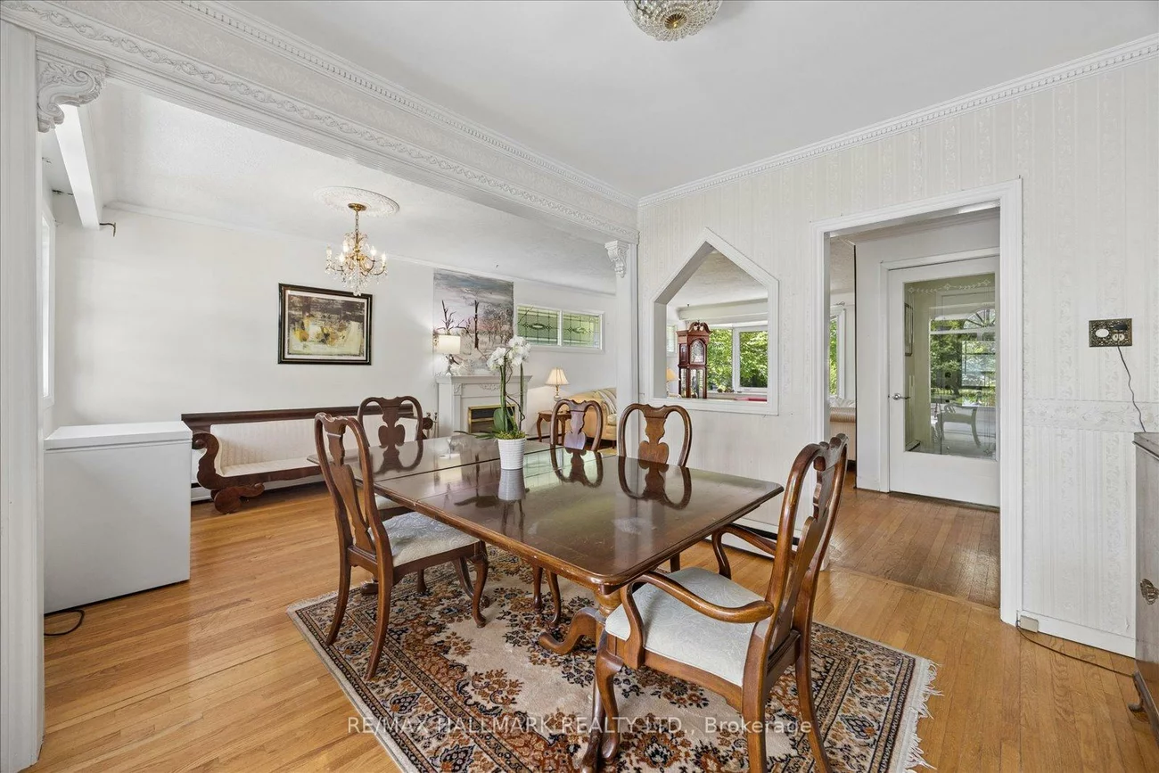 23, Larwood, Cliffcrest, Toronto