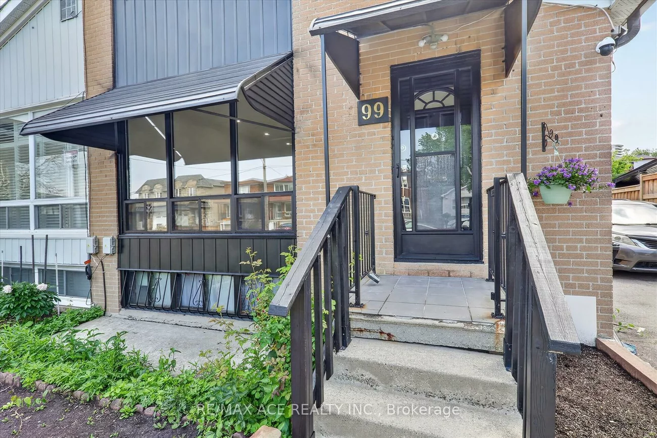 99, Laurel, Kennedy Park, Toronto