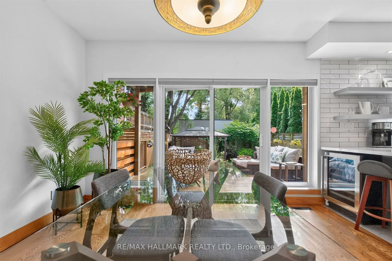 75, Hillside, Broadview North, Toronto