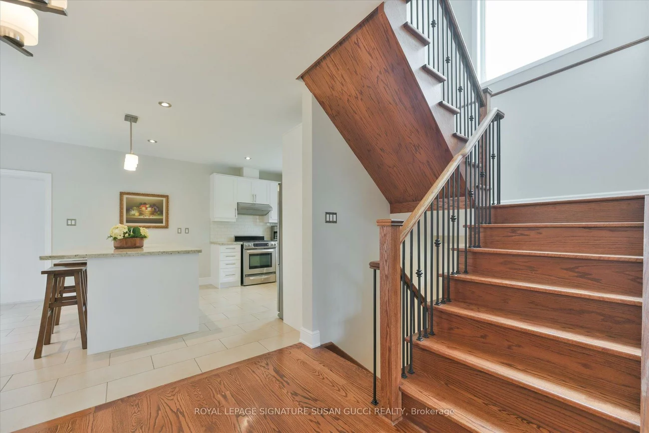 122, Cedarcrest, O'Connor-Parkview, Toronto