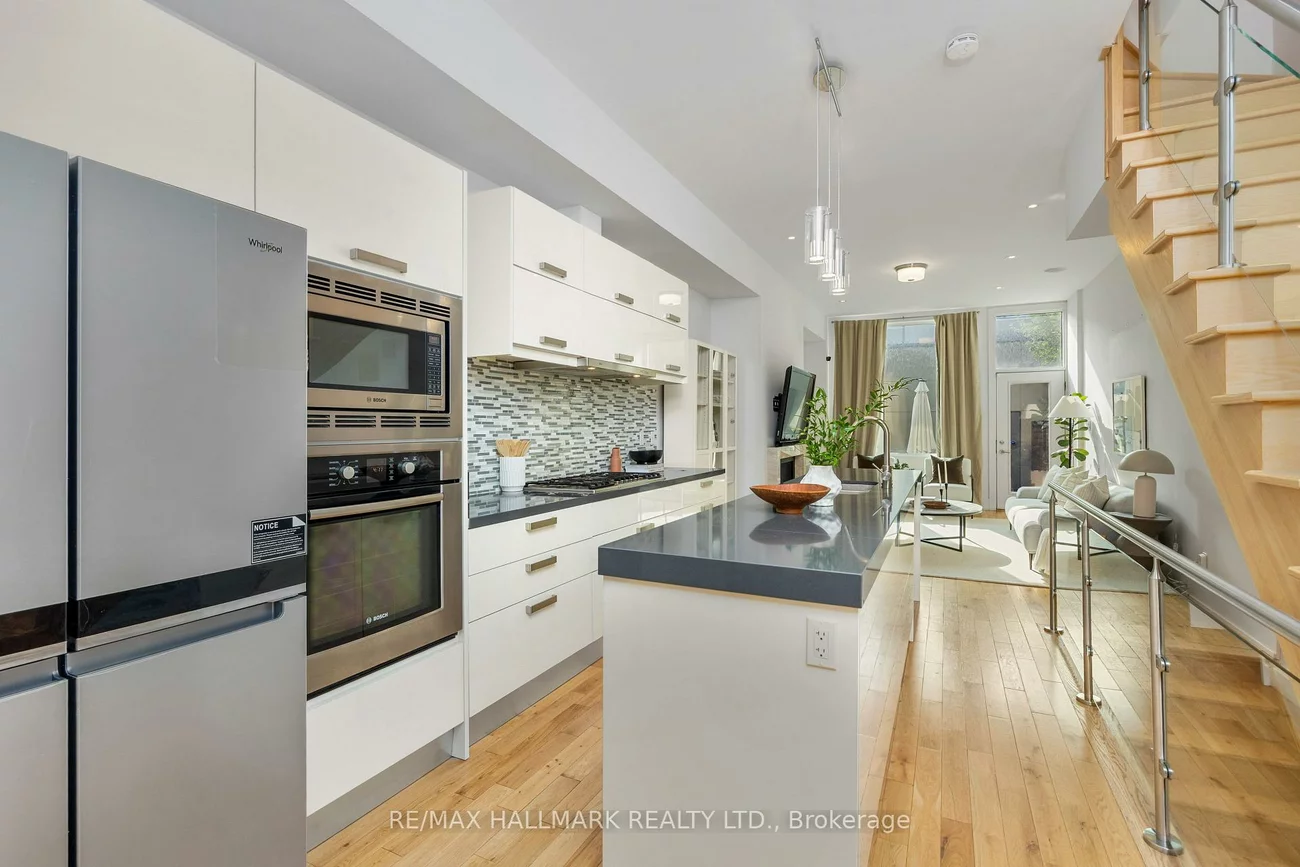68, Boulton, South Riverdale, Toronto