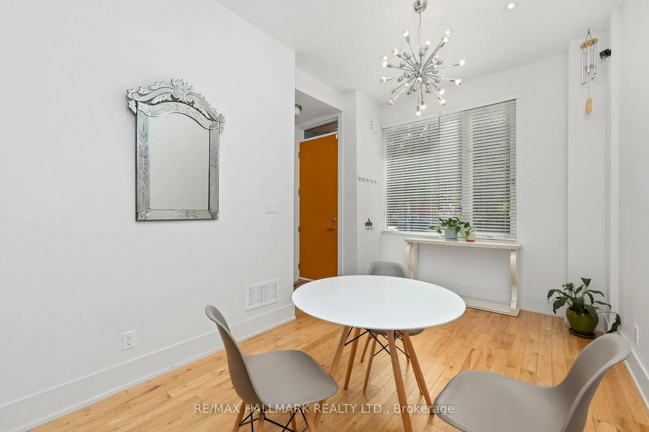 68, Boulton, South Riverdale, Toronto