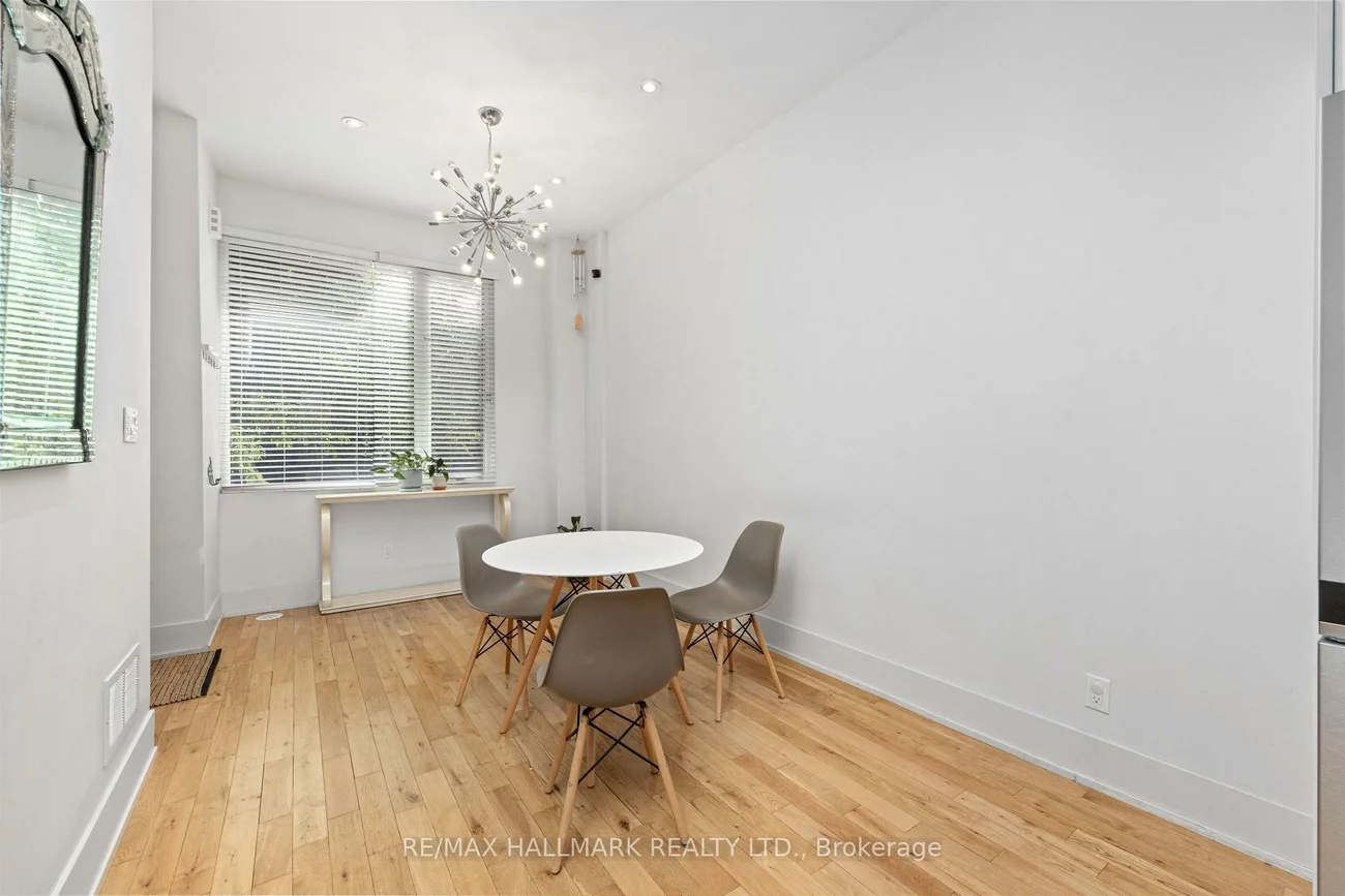 68, Boulton, South Riverdale, Toronto
