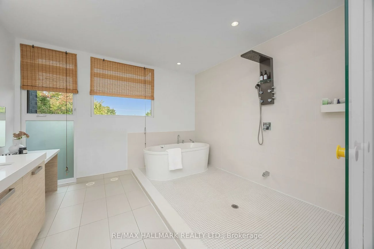 68, Boulton, South Riverdale, Toronto