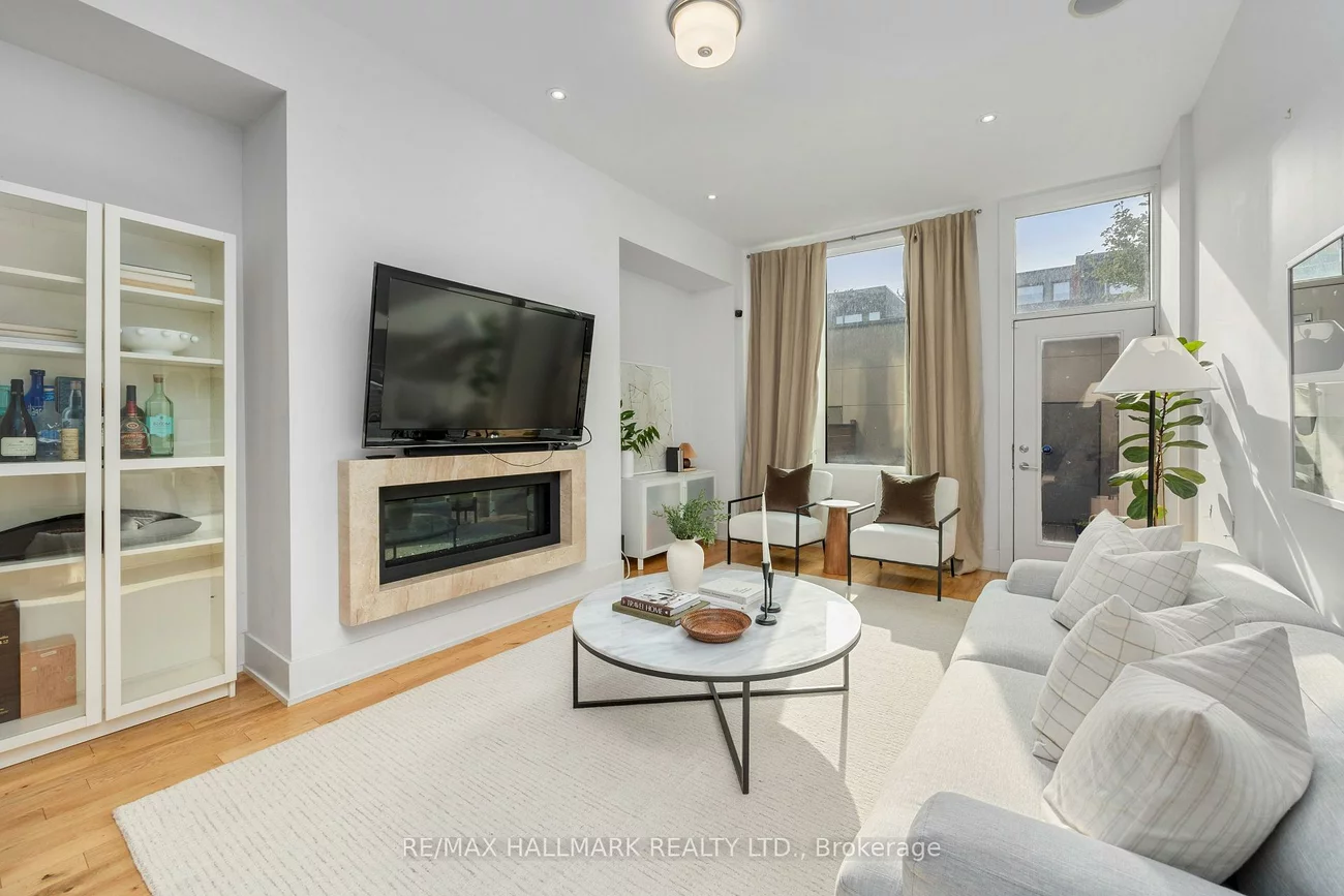 68, Boulton, South Riverdale, Toronto