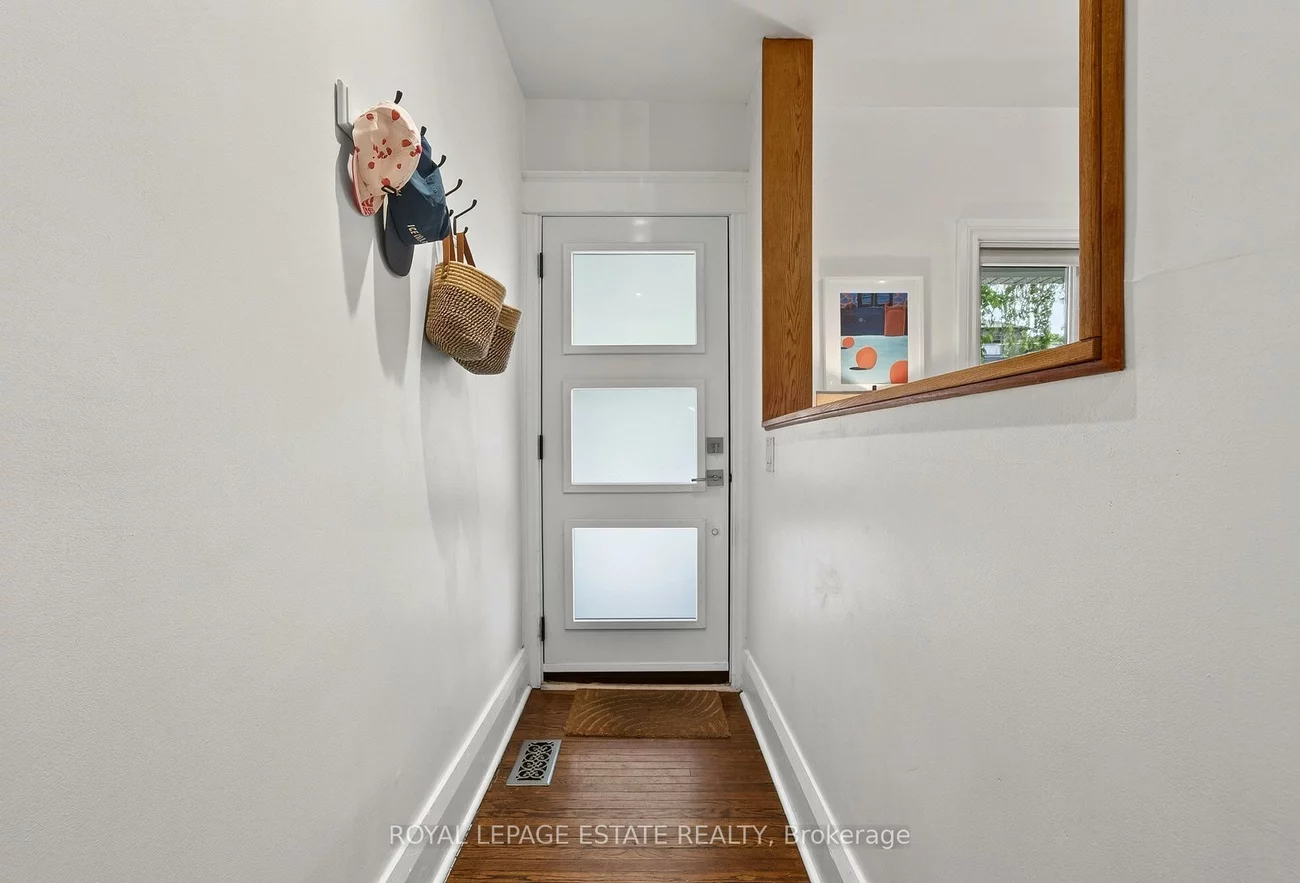44, Bastedo, Woodbine Corridor, Toronto