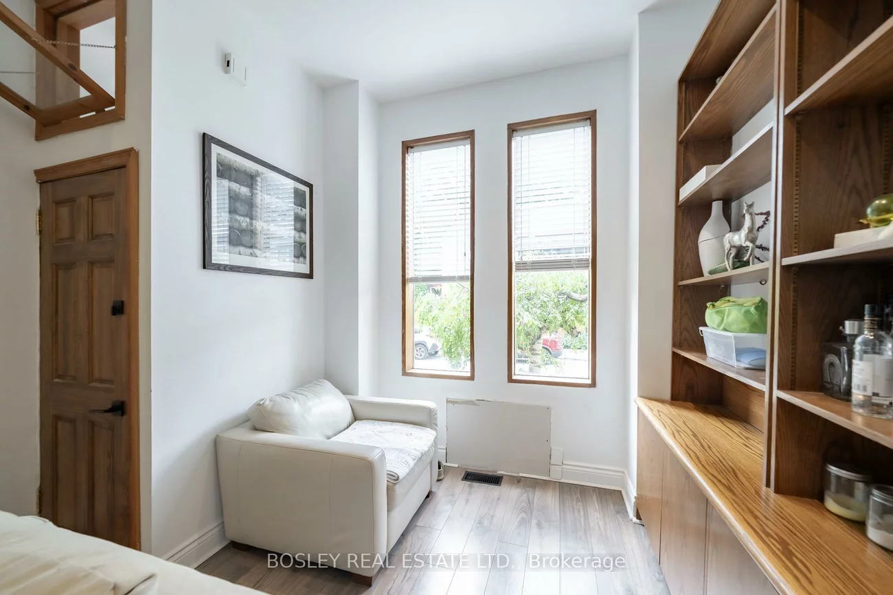 123, Hamilton, South Riverdale, Toronto
