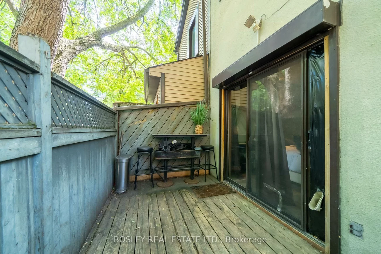 123, Hamilton, South Riverdale, Toronto