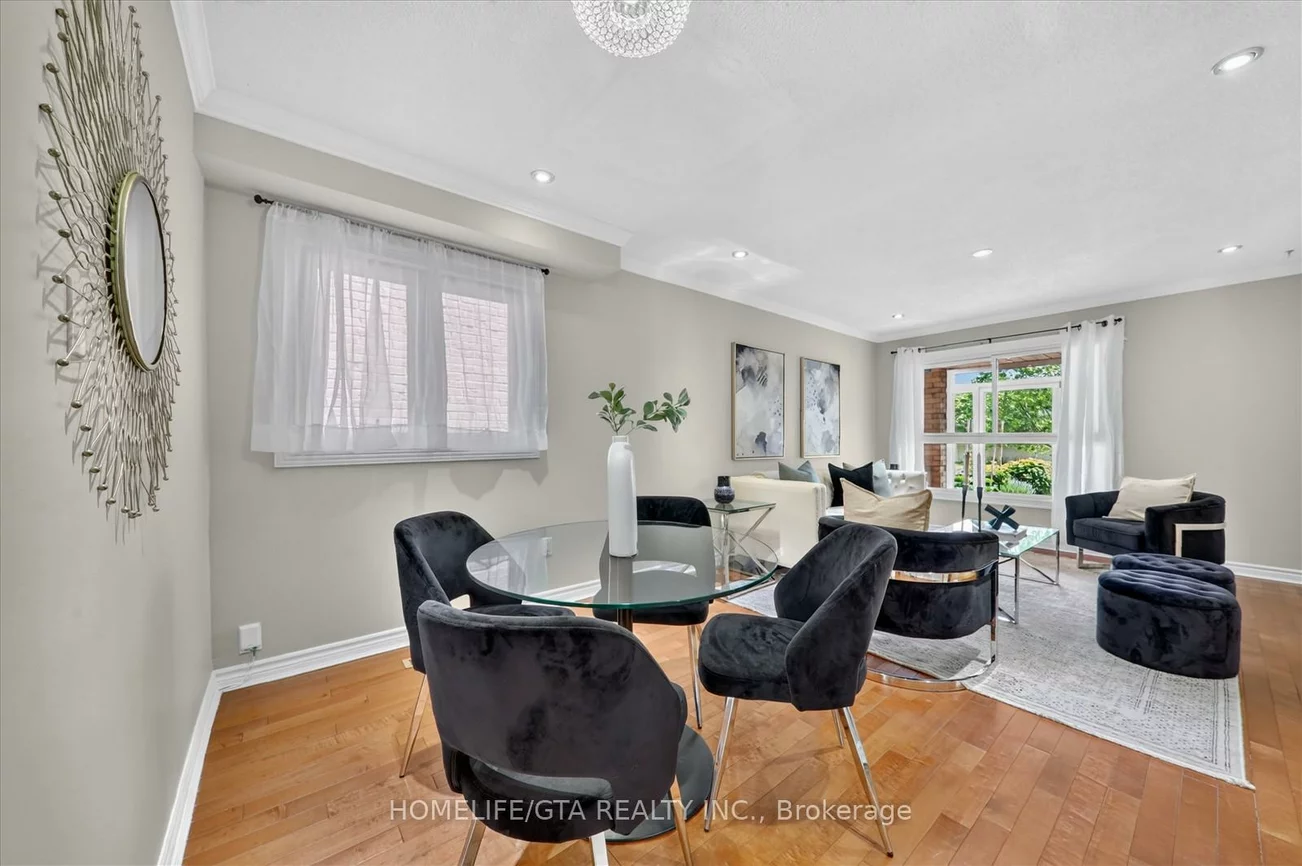 110, Rylander, Rouge E11, Toronto