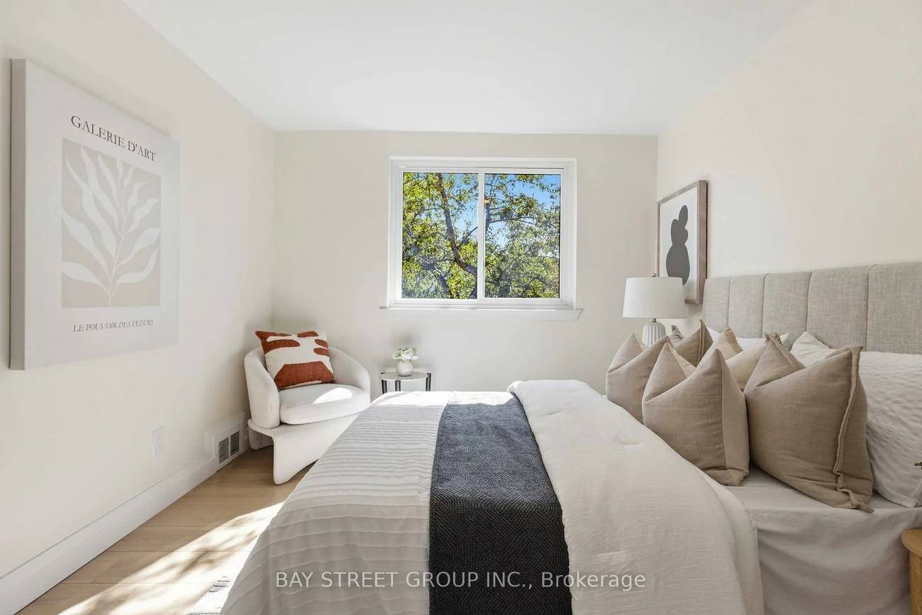 115, Bergen, Dorset Park, Toronto