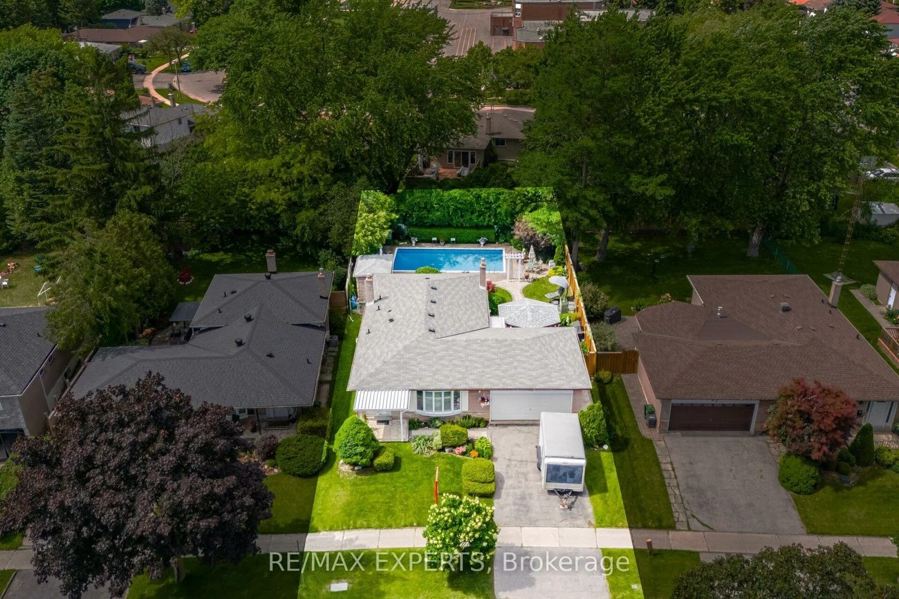 69, Oakmeadow, Morningside, Toronto