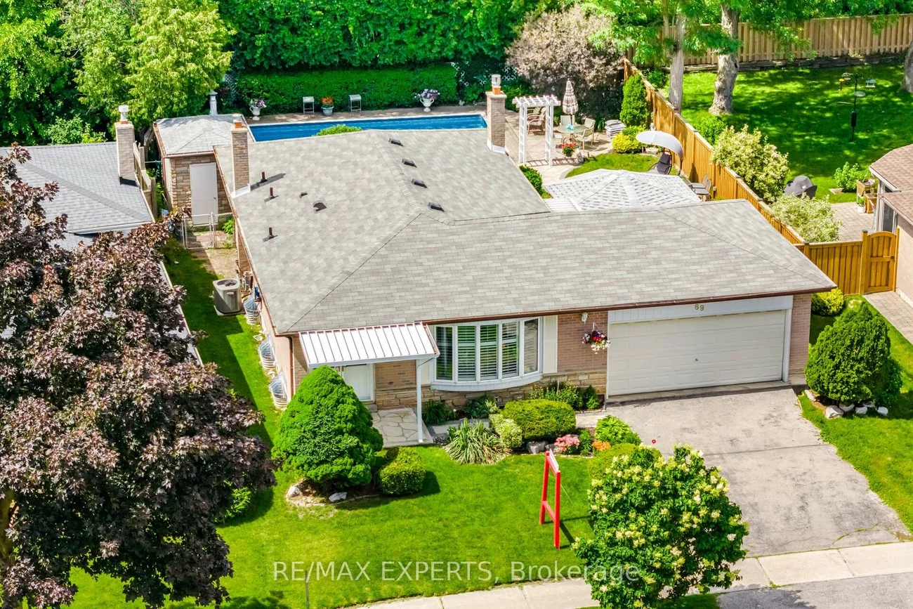 69, Oakmeadow, Morningside, Toronto