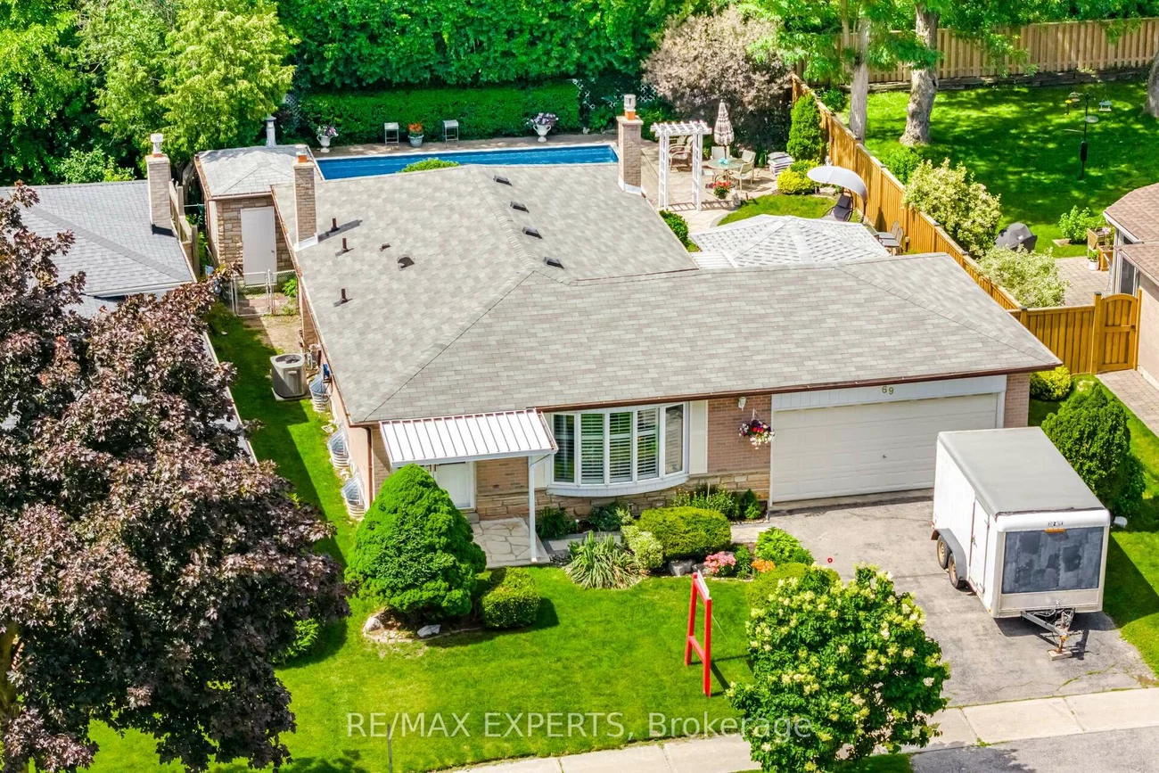 69, Oakmeadow, Morningside, Toronto