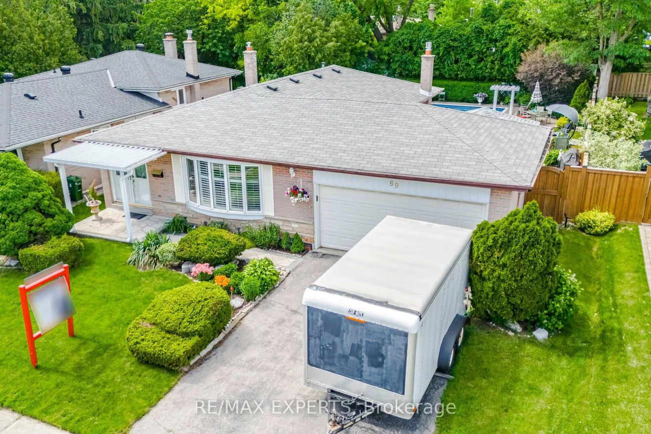 69, Oakmeadow, Morningside, Toronto