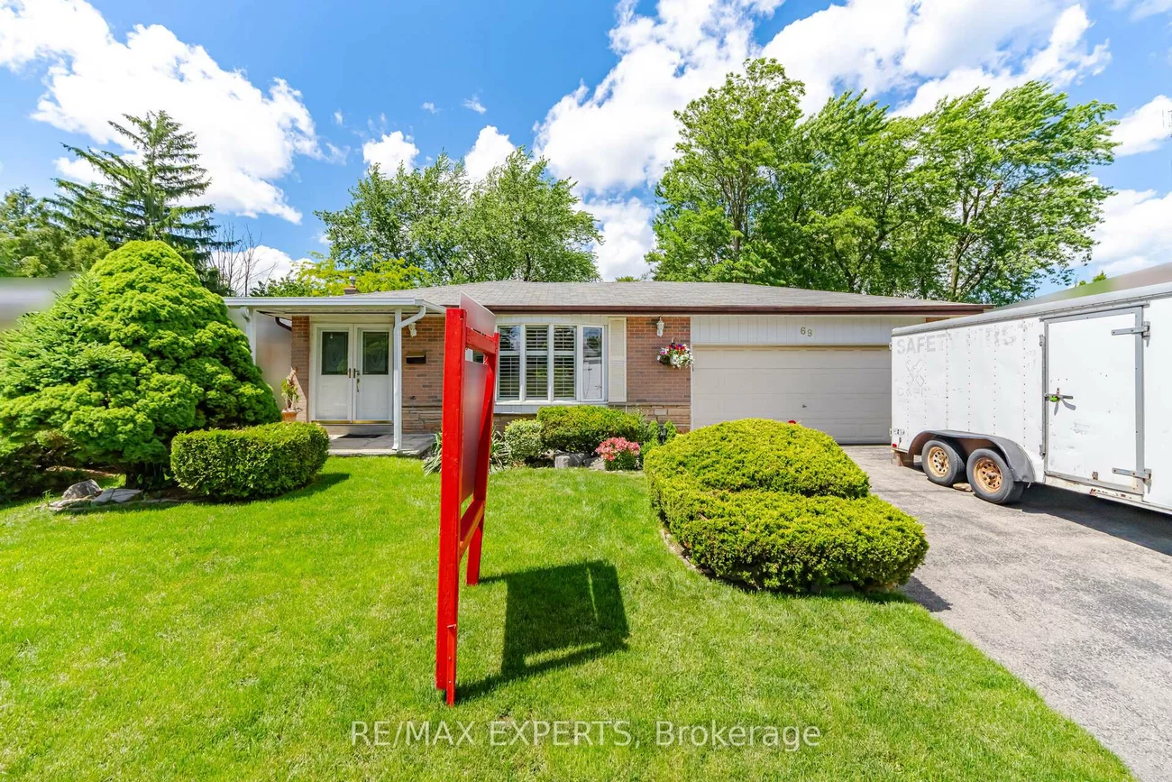 69, Oakmeadow, Morningside, Toronto