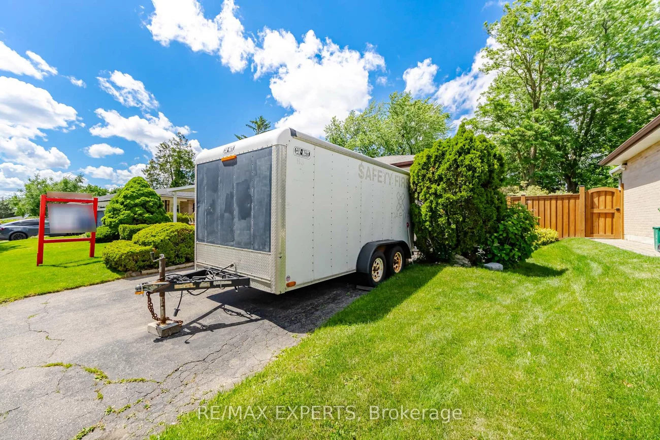 69, Oakmeadow, Morningside, Toronto