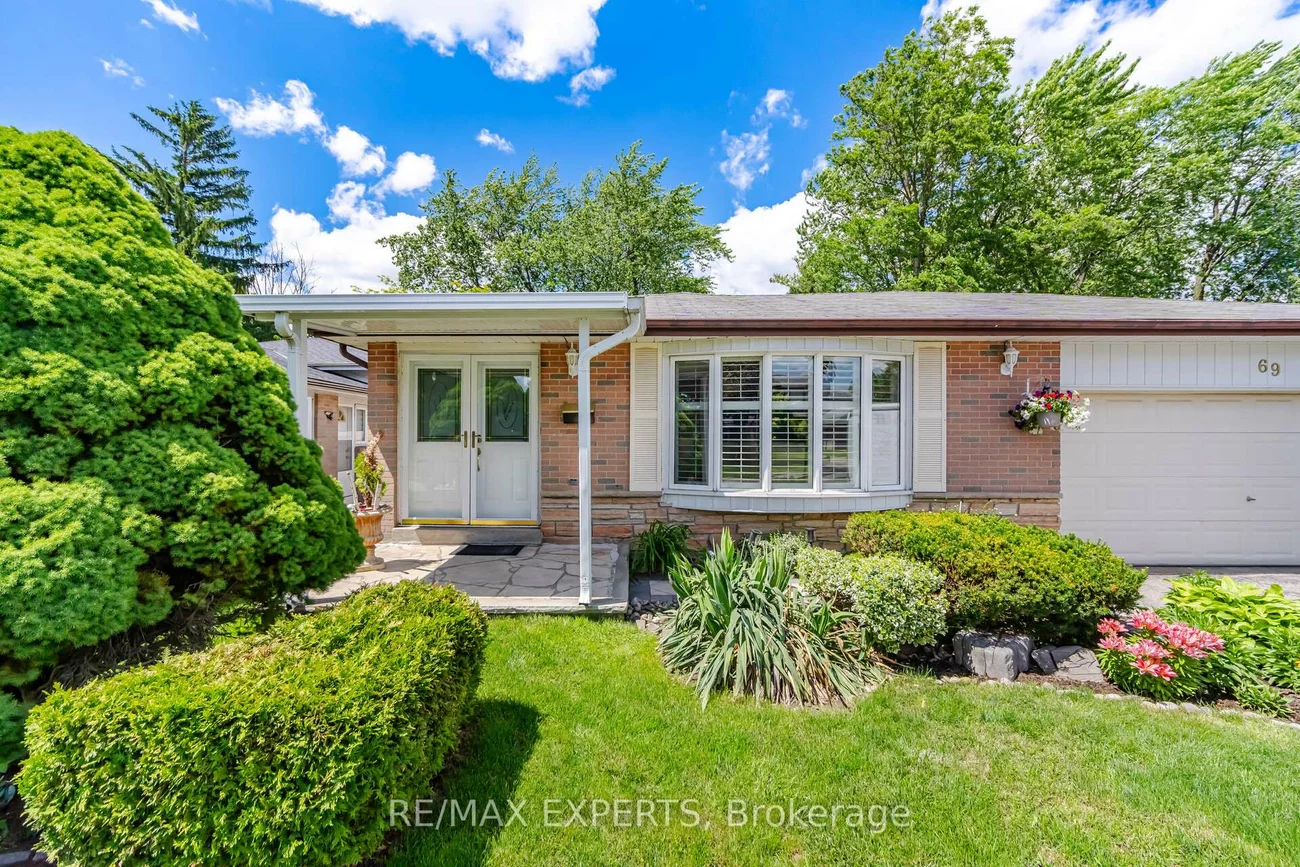 69, Oakmeadow, Morningside, Toronto