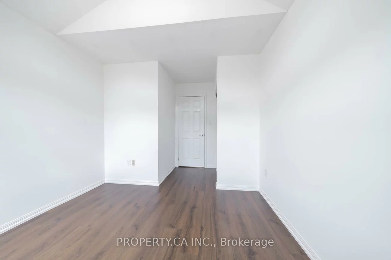 34, Ferguson, Clairlea-Birchmount, Toronto