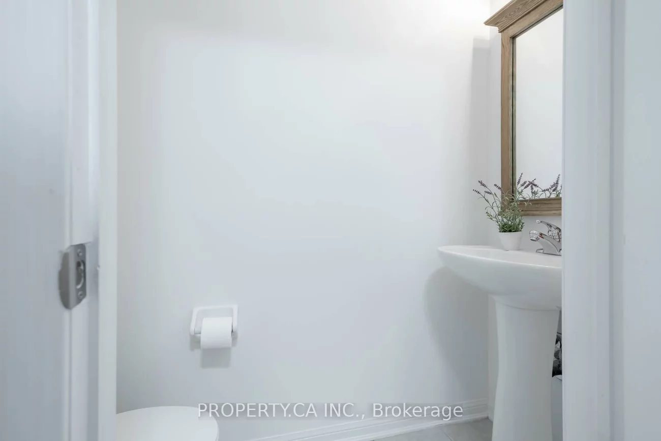 34, Ferguson, Clairlea-Birchmount, Toronto