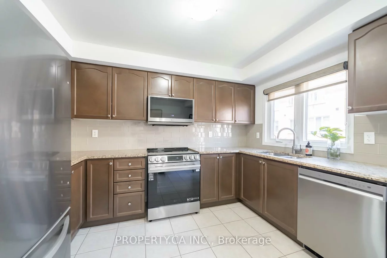 34, Ferguson, Clairlea-Birchmount, Toronto