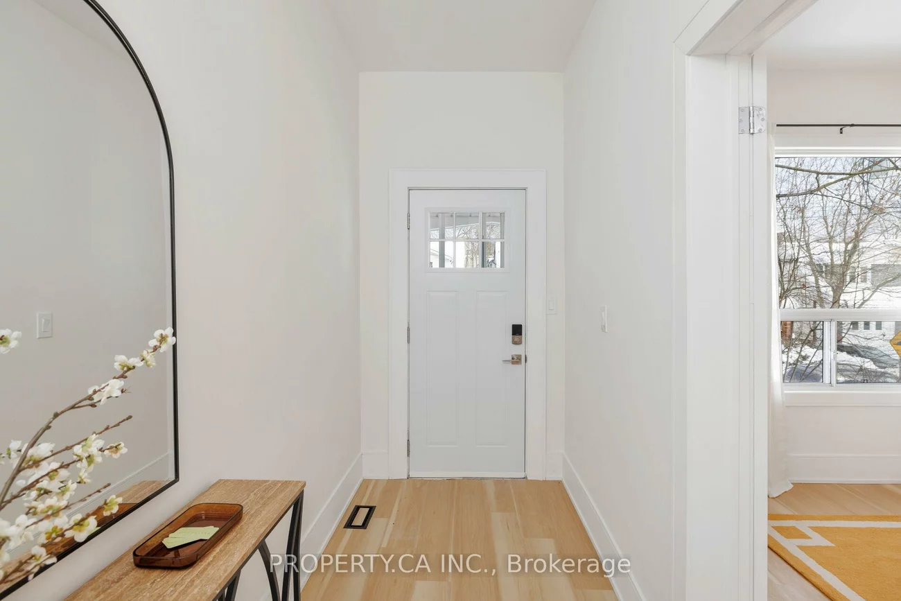 332, Woodfield, Greenwood-Coxwell, Toronto