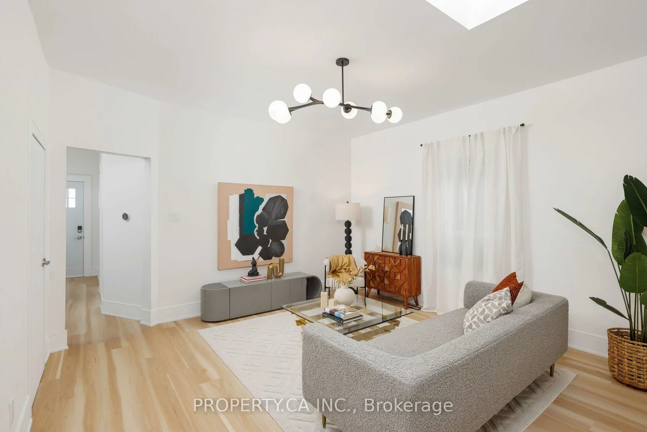 332, Woodfield, Greenwood-Coxwell, Toronto