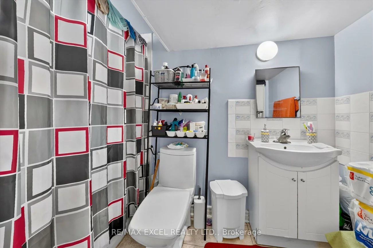 62, Sundance, Woburn, Toronto