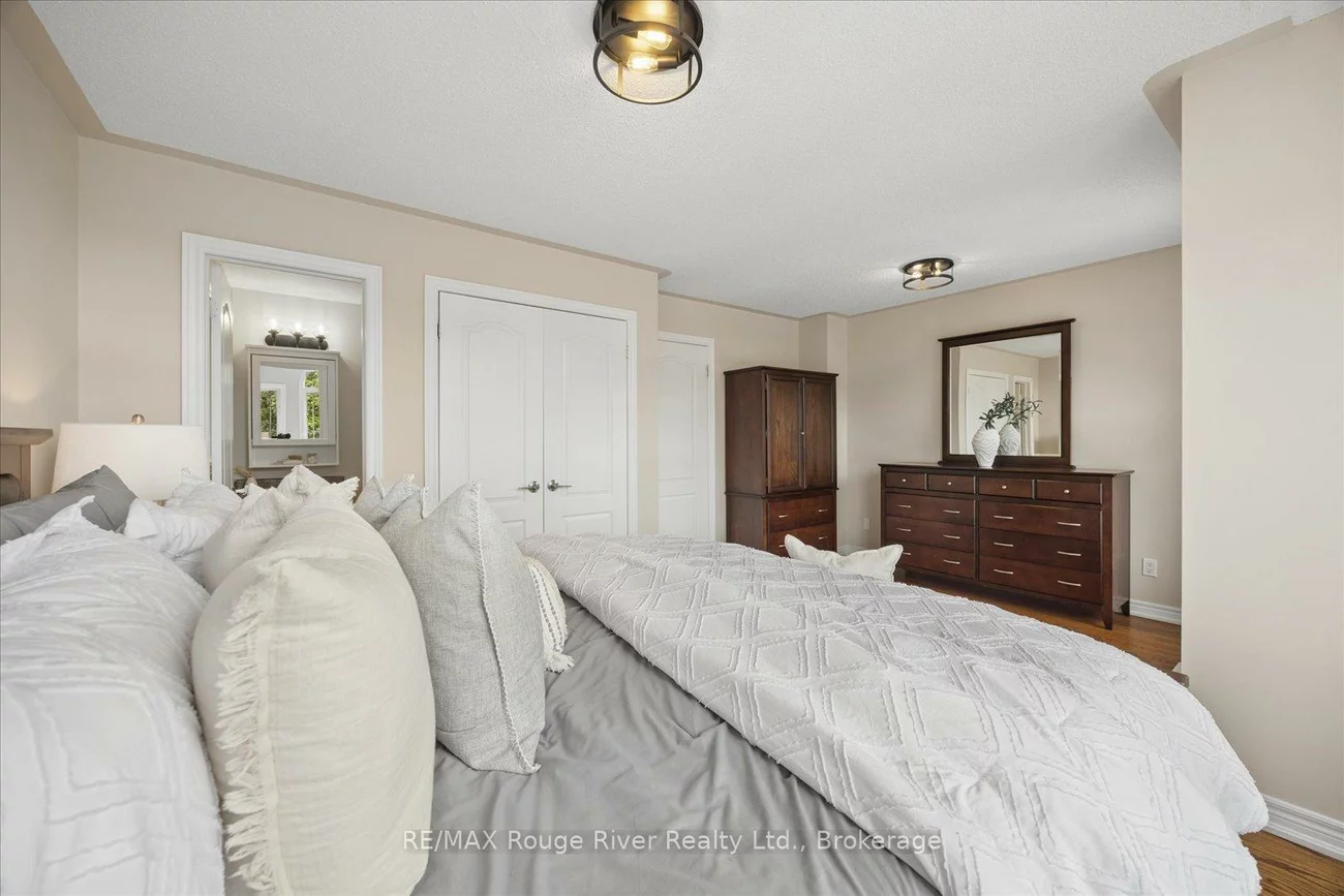 72a, Laurel, Kennedy Park, Toronto