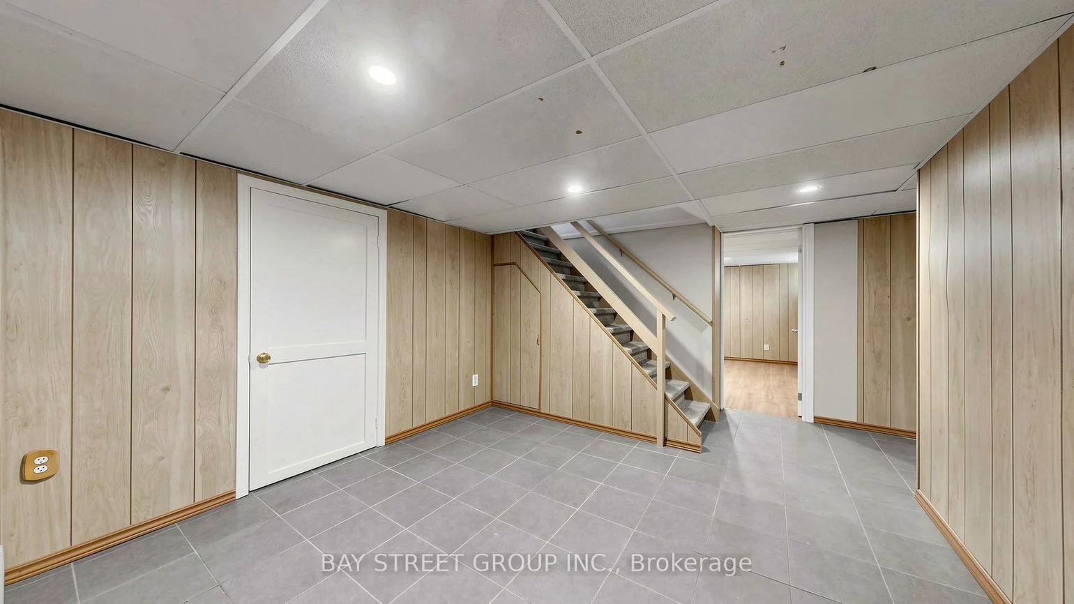 26, Innismore, Wexford-Maryvale, Toronto