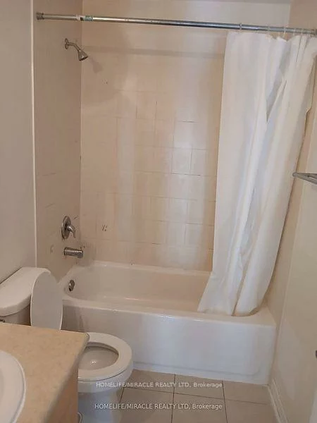 13, Vasto, Scarborough Village, Toronto