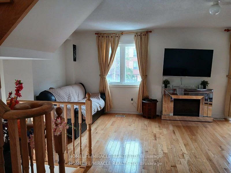 13, Vasto, Scarborough Village, Toronto