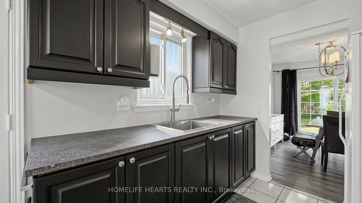 242, Braymore, Rouge E11, Toronto
