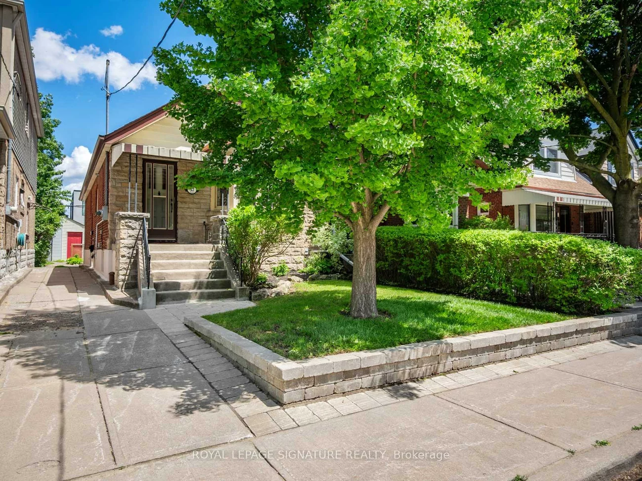 37, Chilton, East York, Toronto