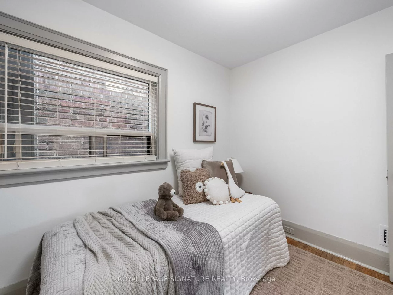 37, Chilton, East York, Toronto