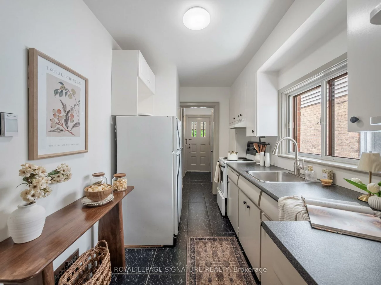 37, Chilton, East York, Toronto