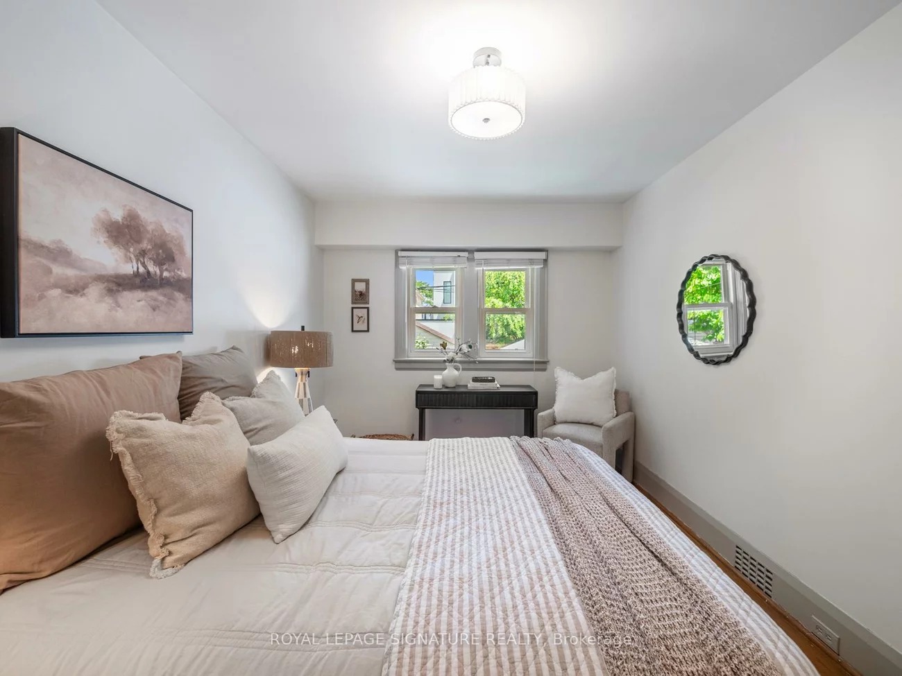37, Chilton, East York, Toronto