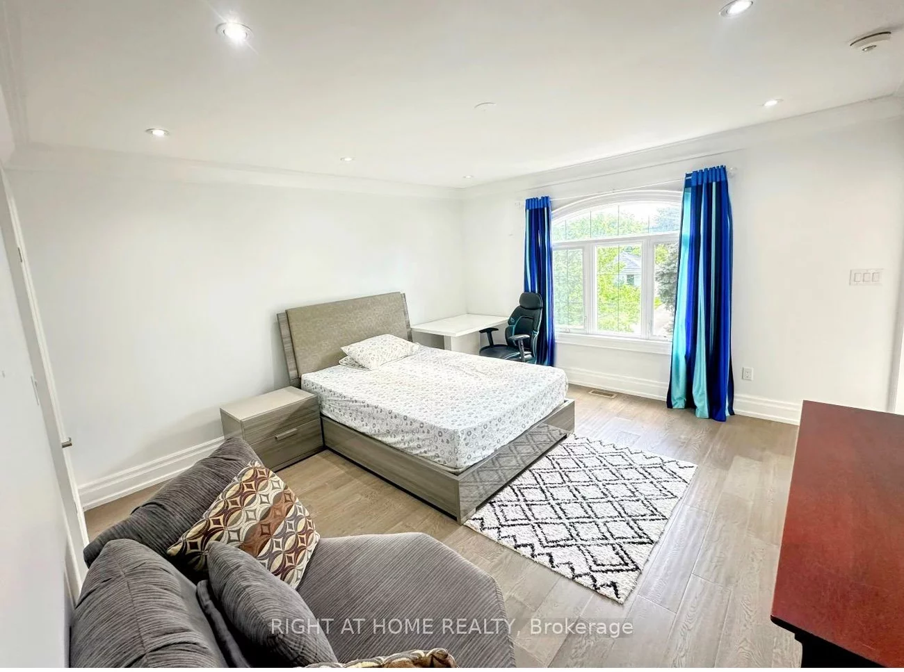 67, Scarborough Heights, Cliffcrest, Toronto