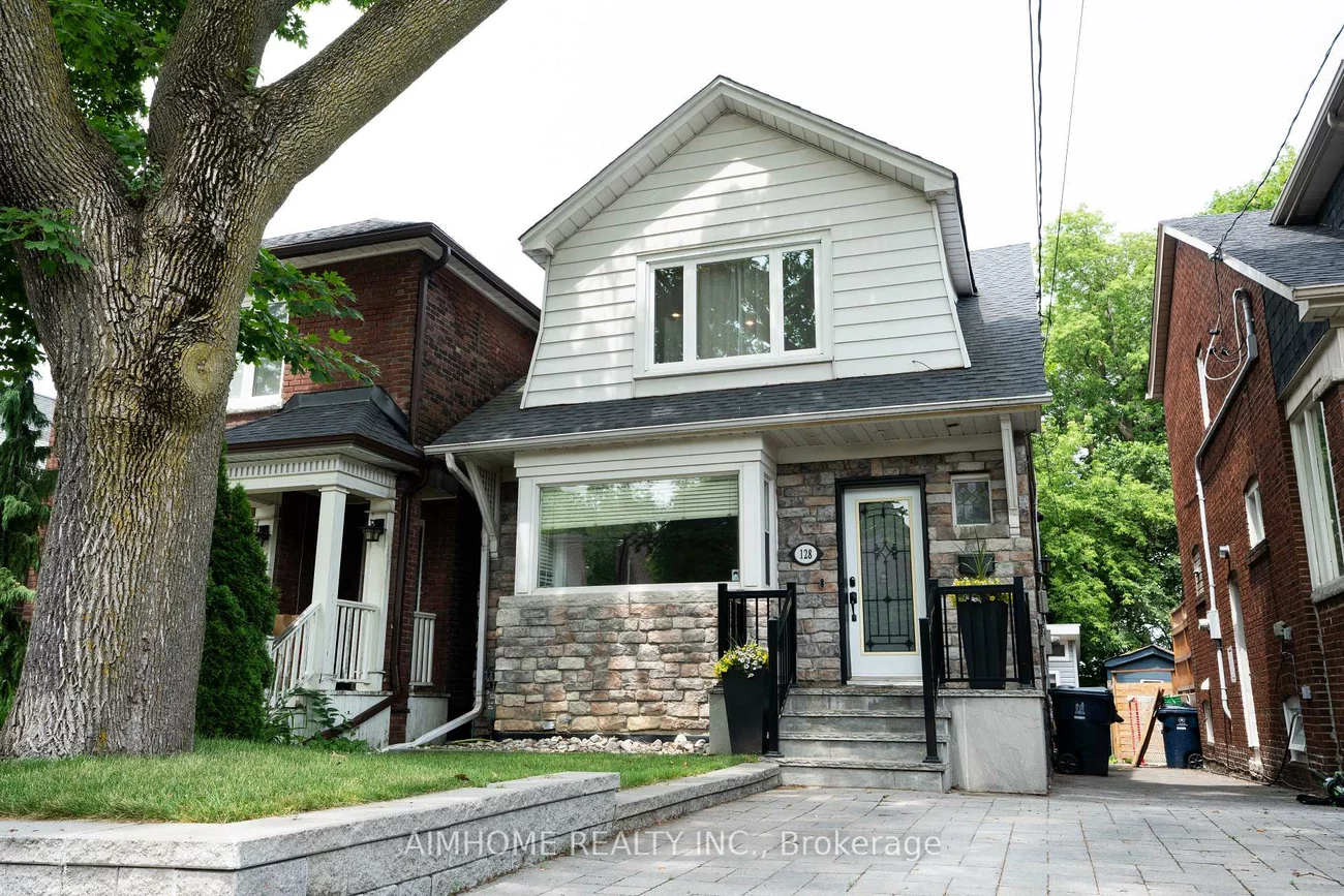 128, Hopedale, Broadview North, Toronto
