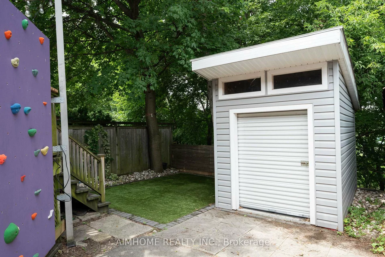 128, Hopedale, Broadview North, Toronto