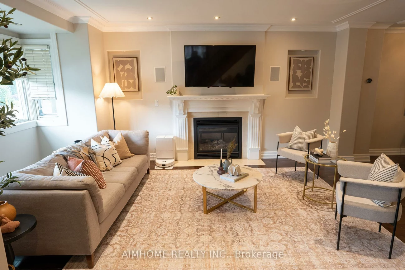 128, Hopedale, Broadview North, Toronto