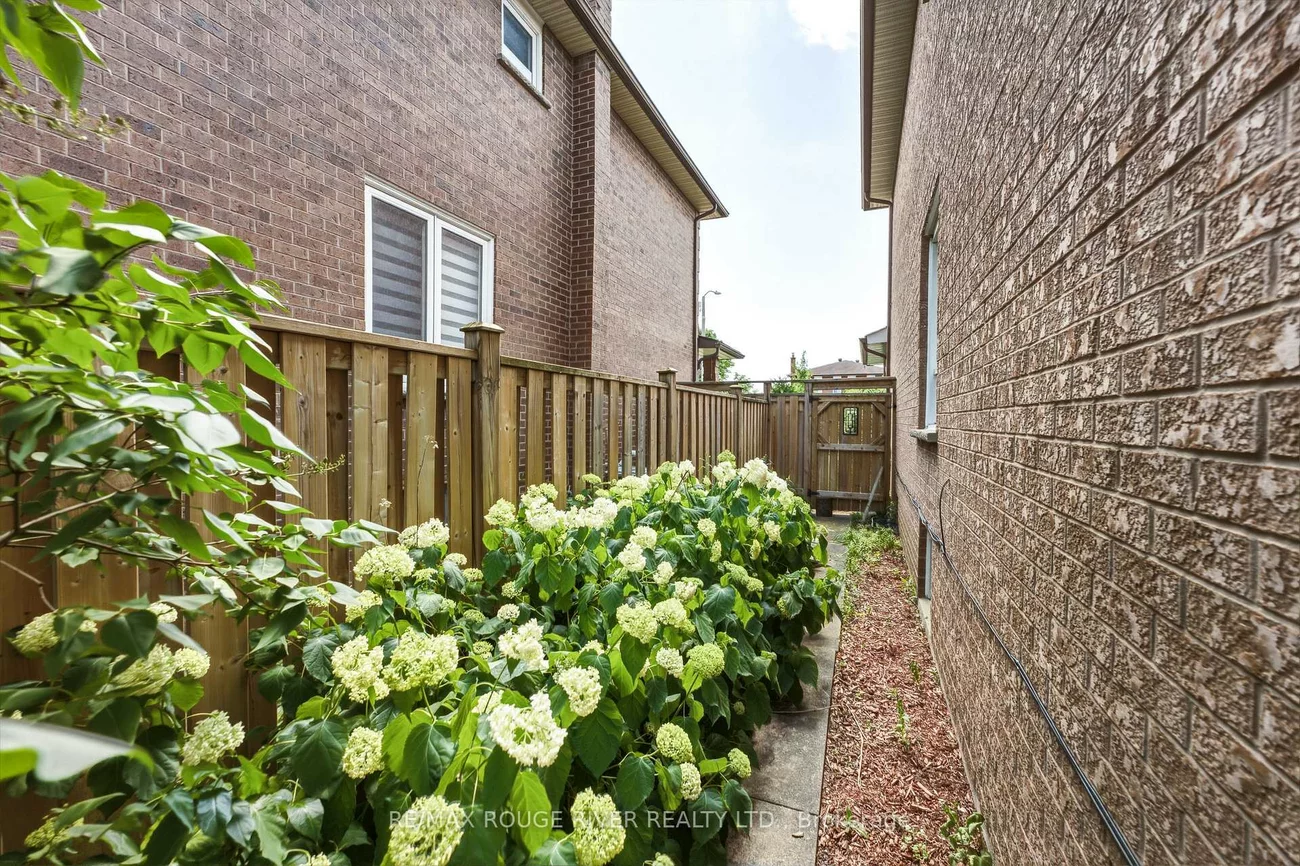 51, Sugarbush, Highland Creek, Toronto