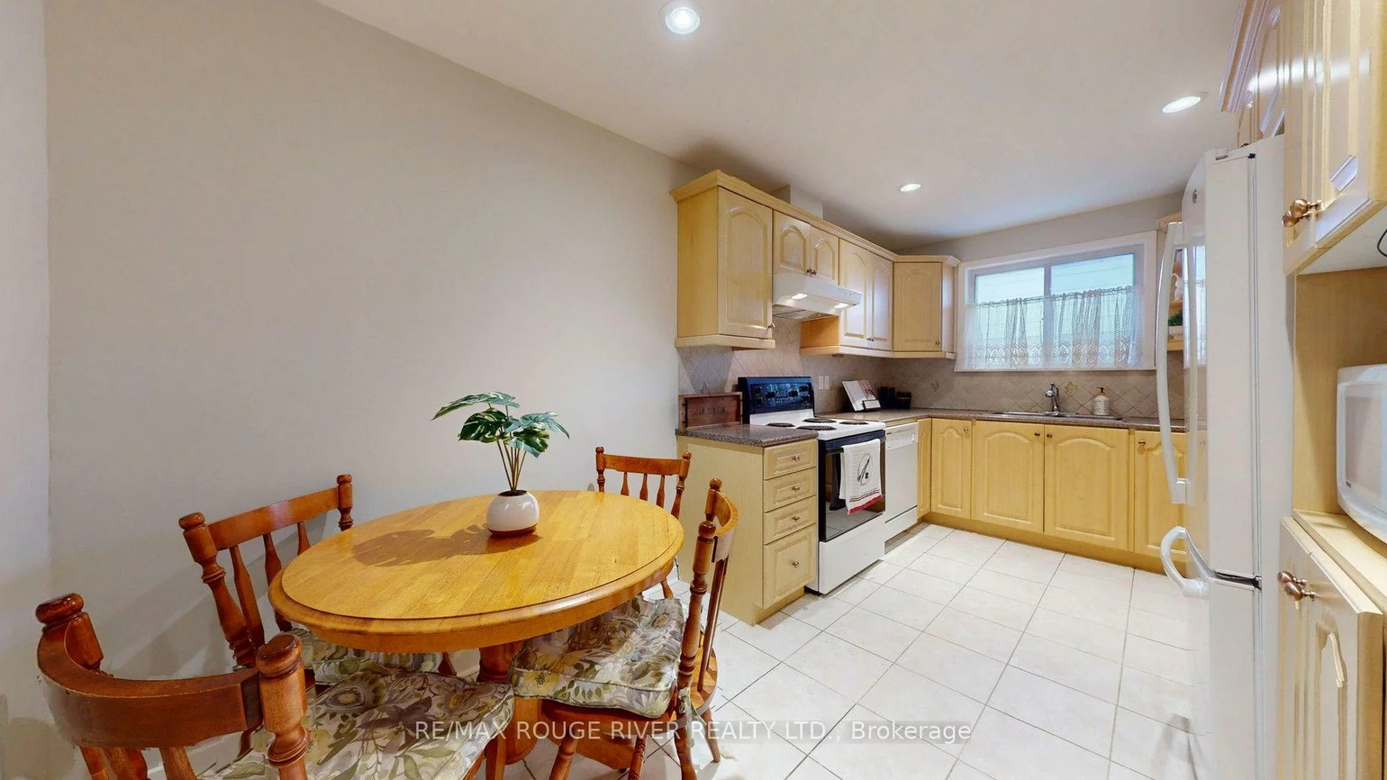 33, Pepper Tree, Centennial Scarborough, Toronto