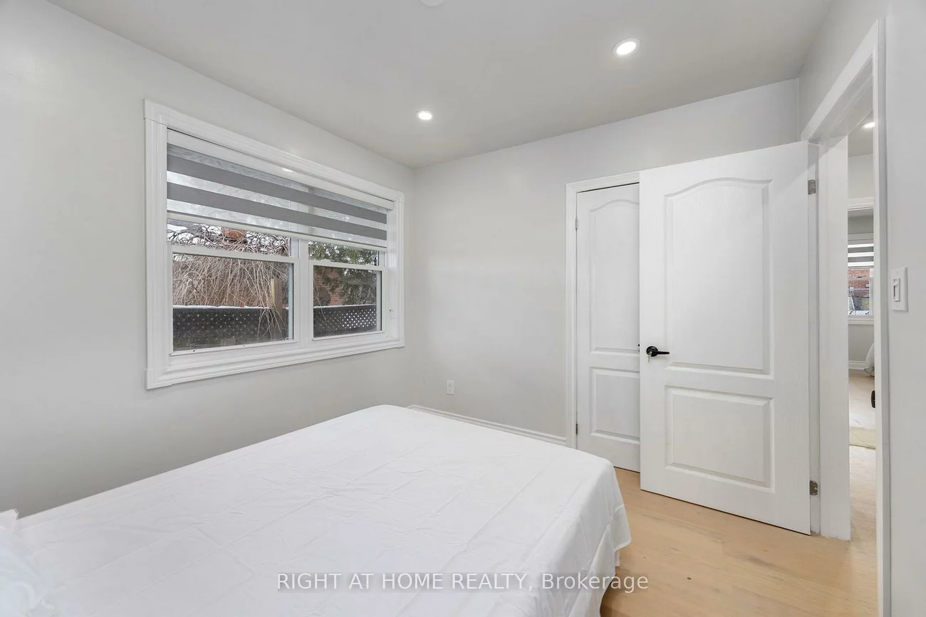 53, Gaiety, Woburn, Toronto