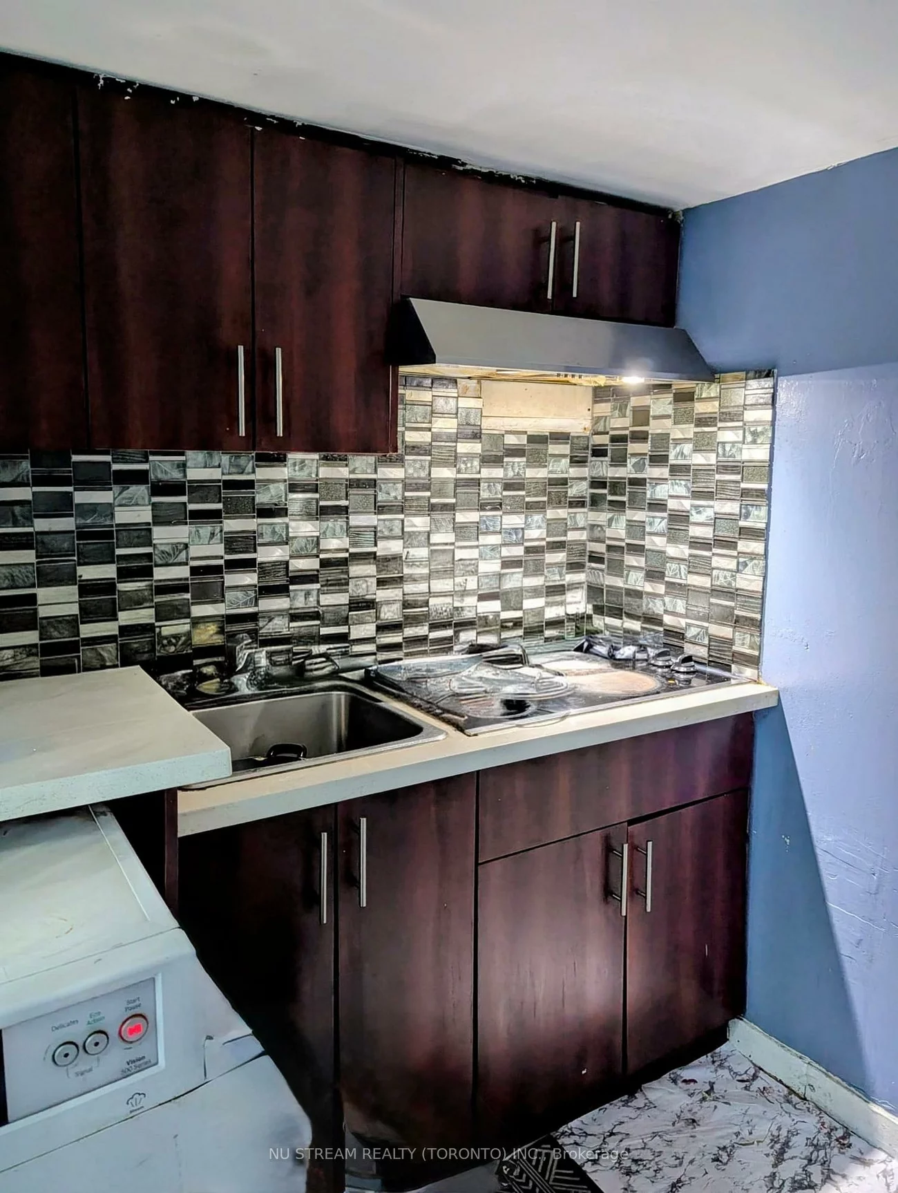 34, Fairwood, West Hill, Toronto
