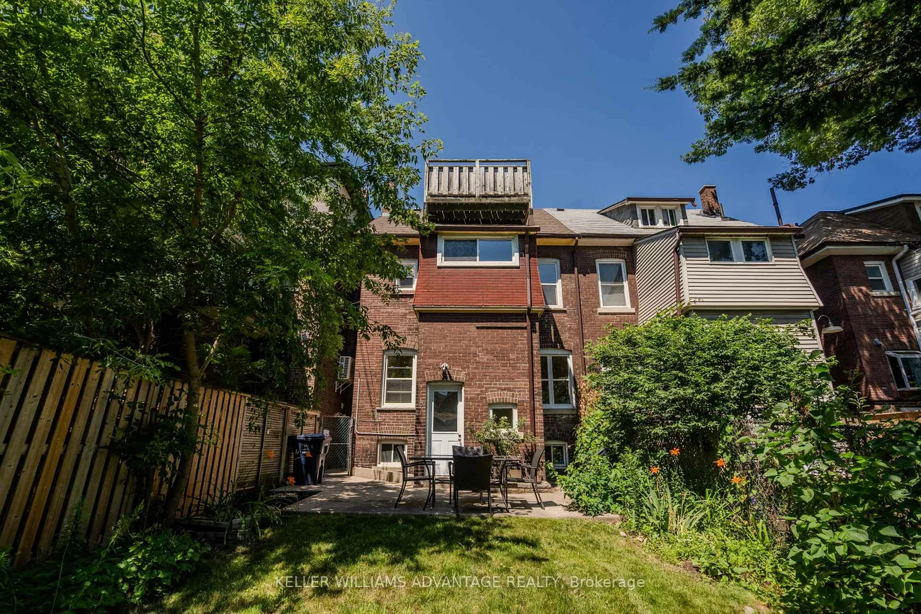 3, Columbine, The Beaches, Toronto